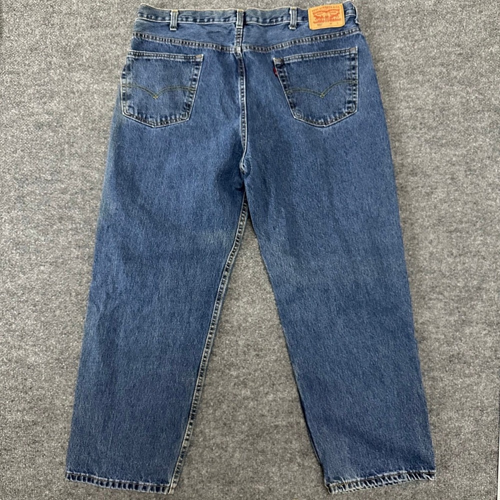 Levi's Jeans Mens Size 44x30 Blue 550 Relaxed Fit Medium Wash Denim Casual